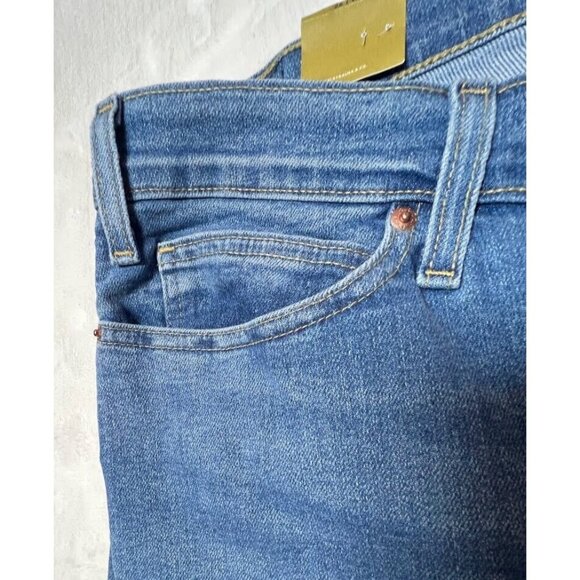 Womens Levis High Waisted Mom Ripped Jeans Size 26x38 - Picture 5 of 16